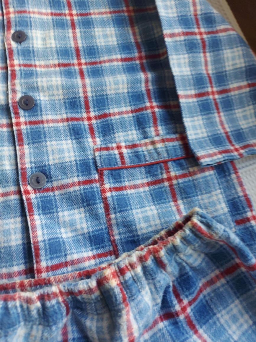 Pijama de Flanela - 100% Algodão - 2 Anos.
