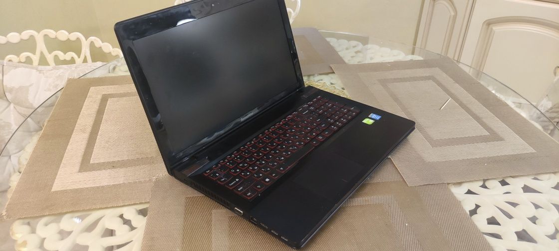 LENOVO Y510P с двумя Видеокартами GeForce 755