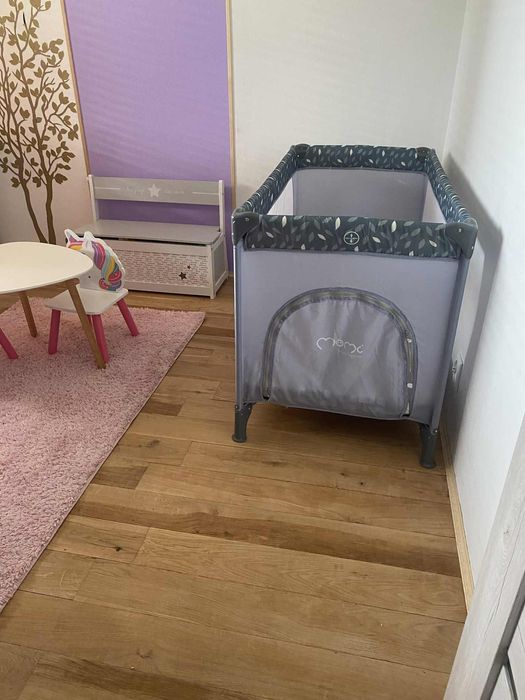 Łóżeczko turystyczne Momi Belove szare plus materac Atest