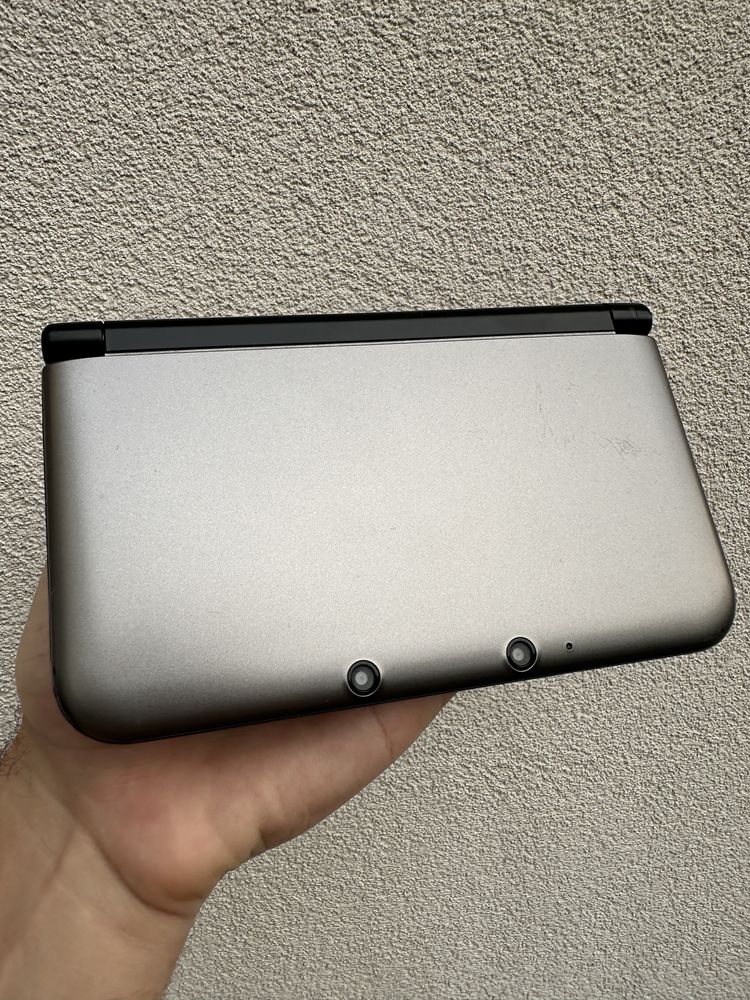 3DS XL + Caixa (Desbloqueada, 128Gb, Todos os Pokemon/Mario/Zelda/etc)