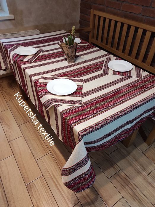 Вишита скатертина в українському стилі, вишиті серветки (5 кольорів)