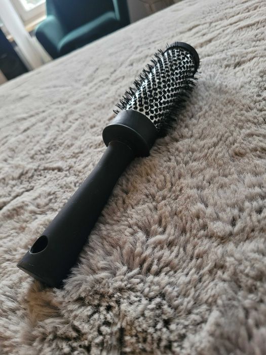 OKAZJA! Szczotka do włosów okrągła do stylizacji Stan bardzo dobry!