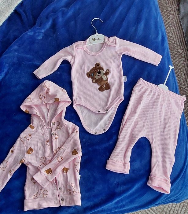 Костюм на дівчинку