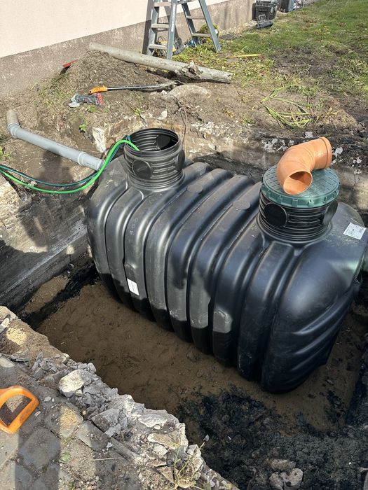 Uslugi minikoparką oczyszczalnie scieków