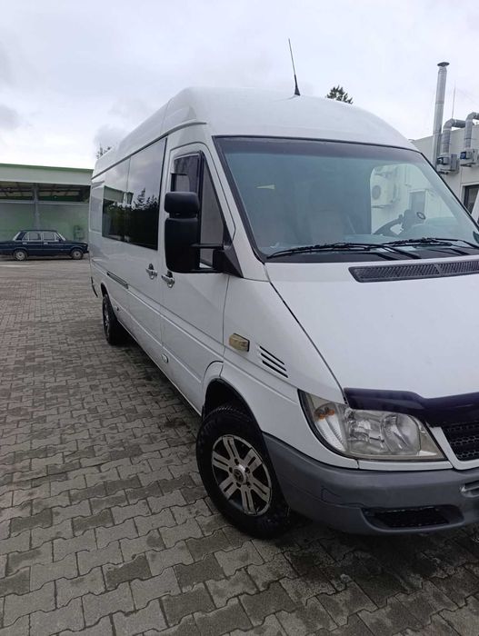 Автомобіль Mercedes Benz Sprinter 316
