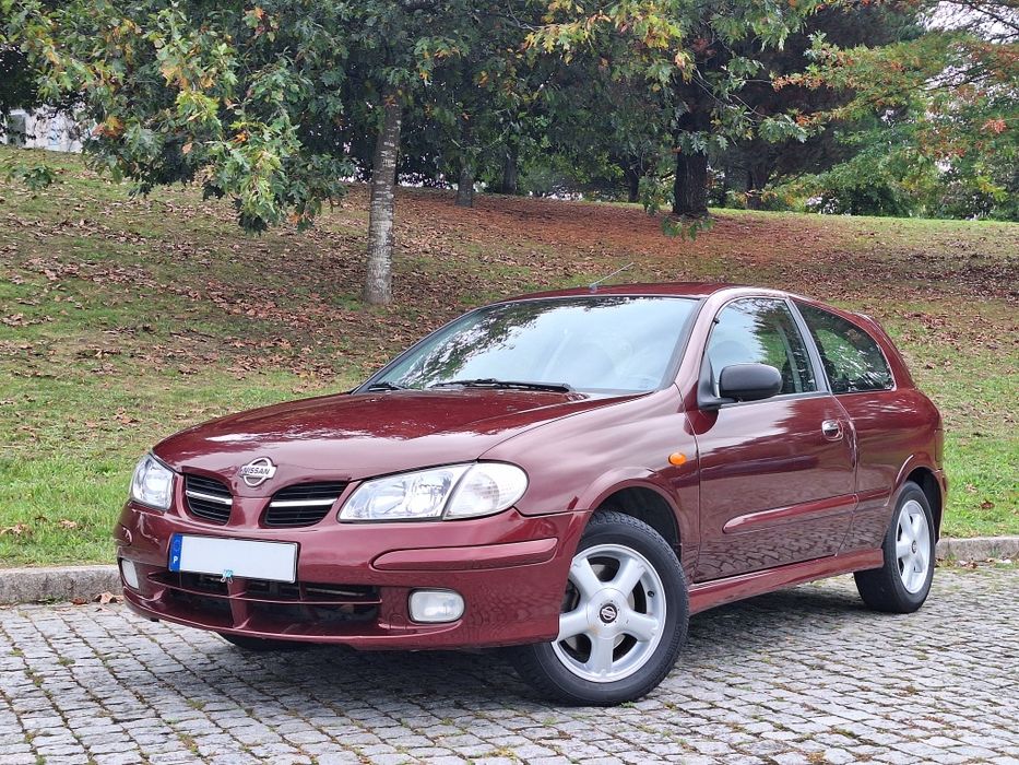 Nissan Almera 2.2 Turbo diesel 5 lugares