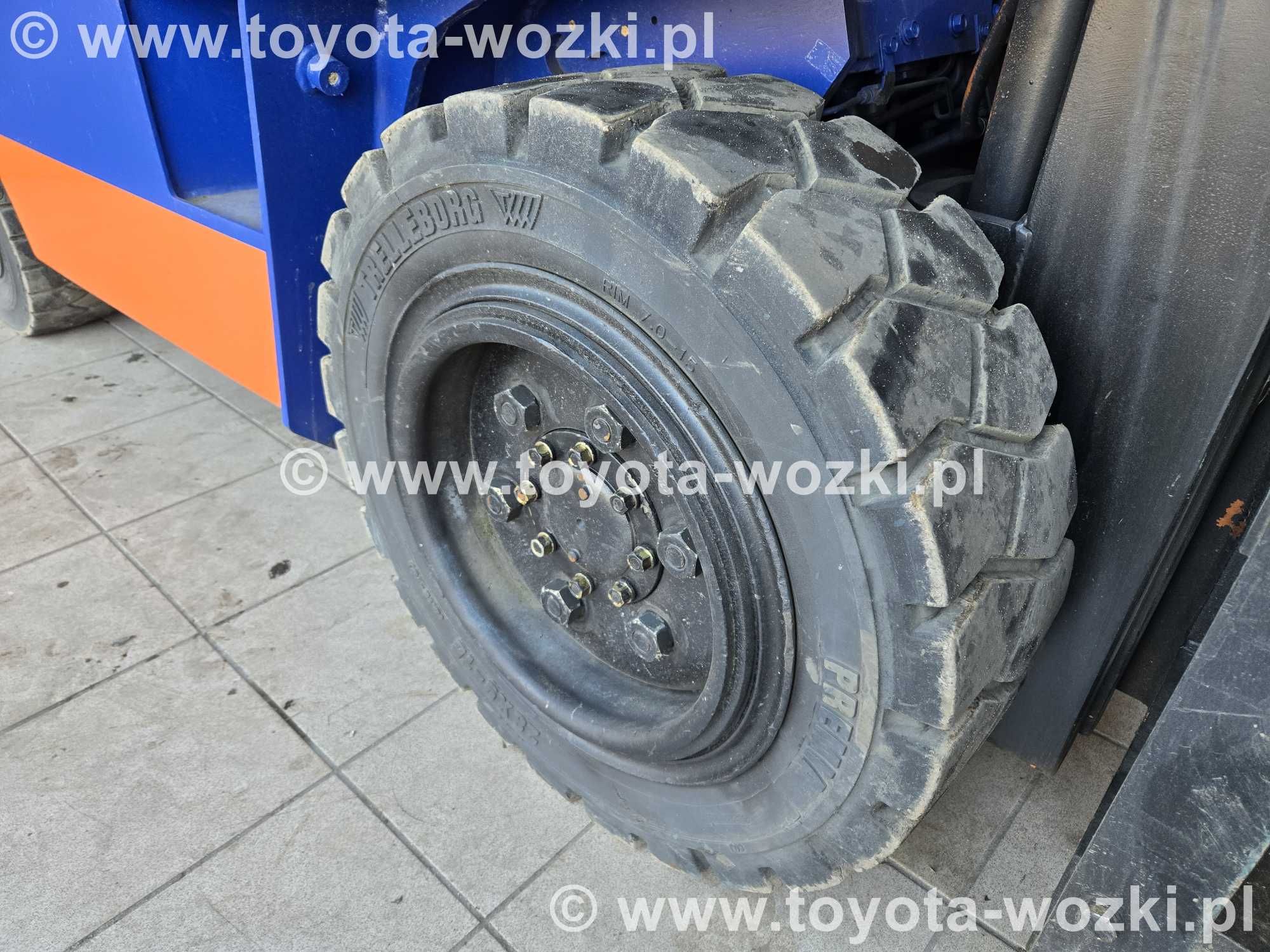 Wózek widłowy TOYOTA 5FD30 Kabina TOYOTA 5FDF30 widlak Linde