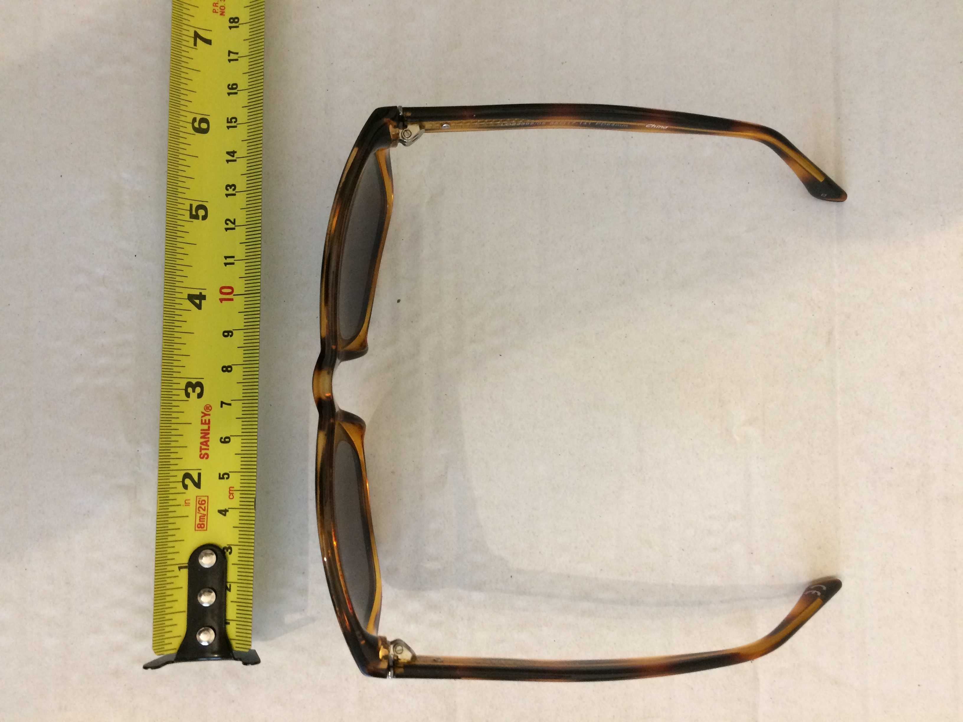 Nowe okulary LEVIS przeciwsłoneczne