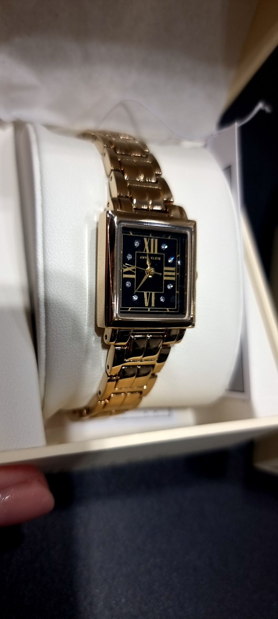 Жіночий годинник Anne Klein Premium Crystal Accented Bracelet
