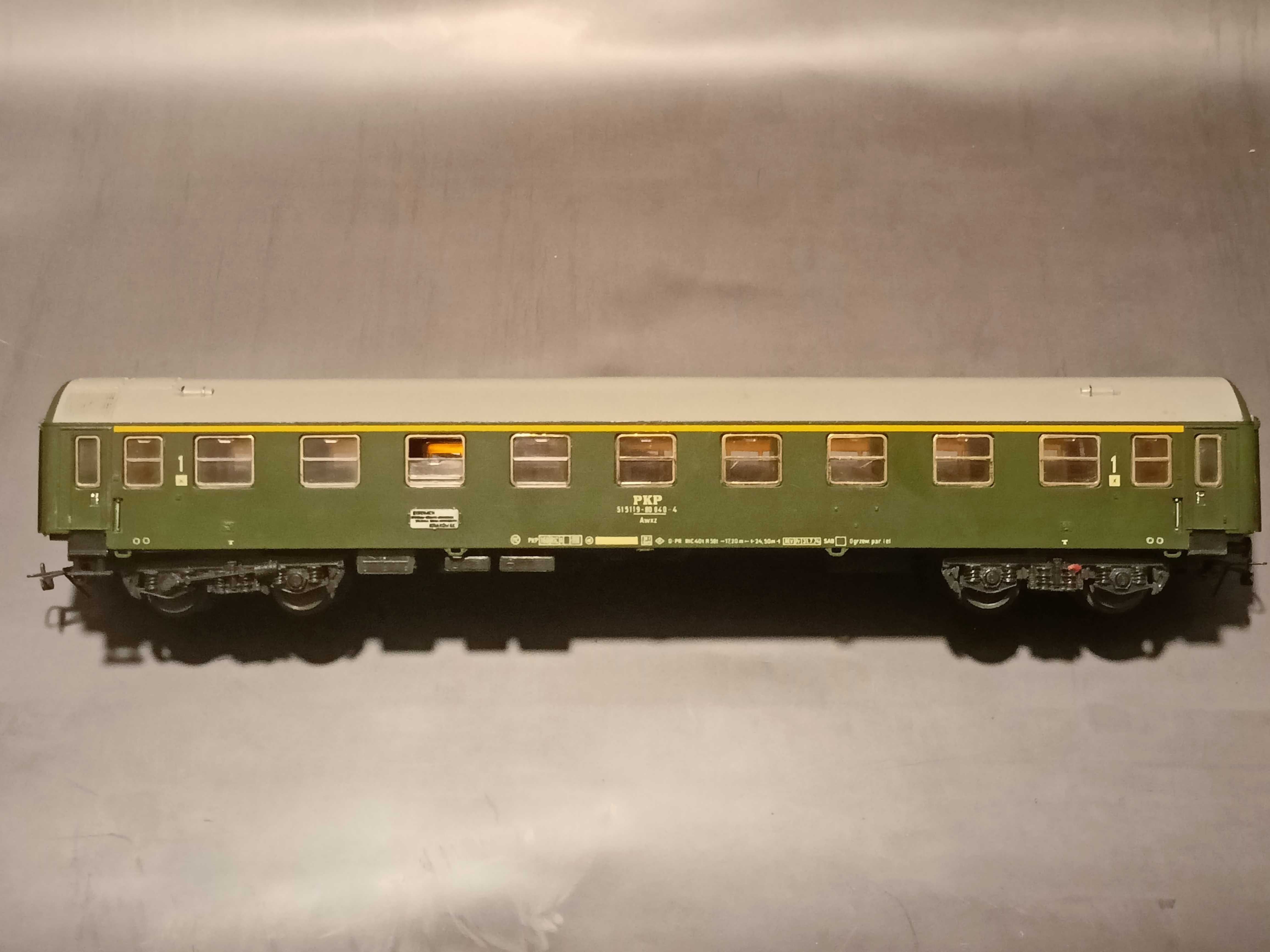 Wagon osobowy 1 klasa 112A PKP ep.V PIKO H0