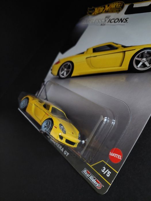Hot Wheels Premium Timeless Icons Porsche Carrera GT