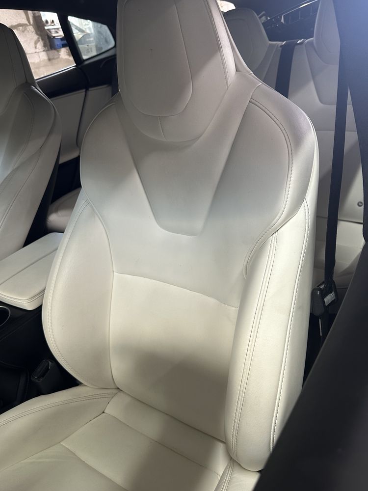 Салон сиденья Tesla S рест разборка