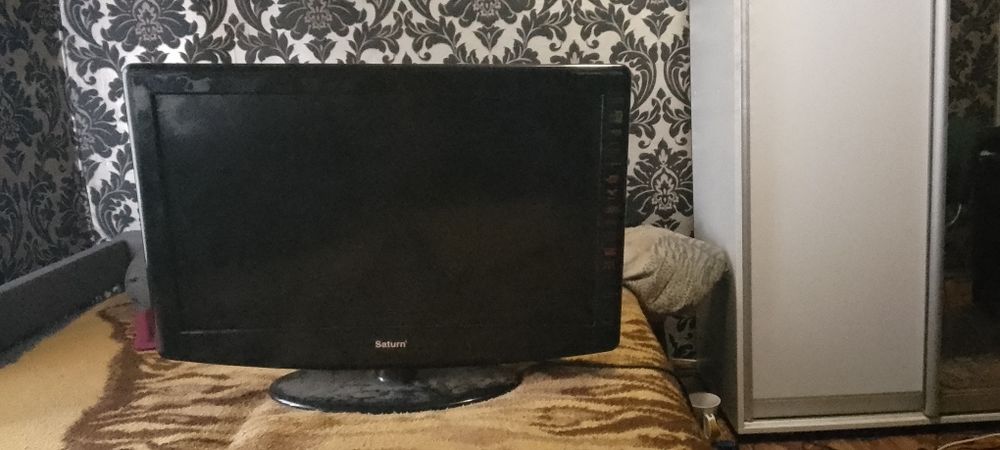 Телевізор Saturn