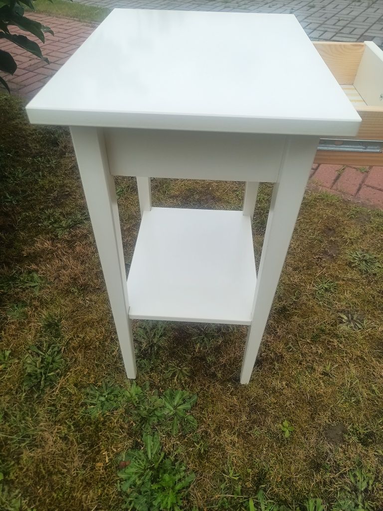 Szafka nocna biała Hemnes