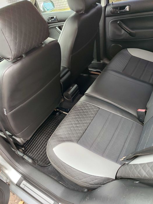 Volkswagen Golf 4 в рідній фарбі/1.6 МПІ/Супер стан