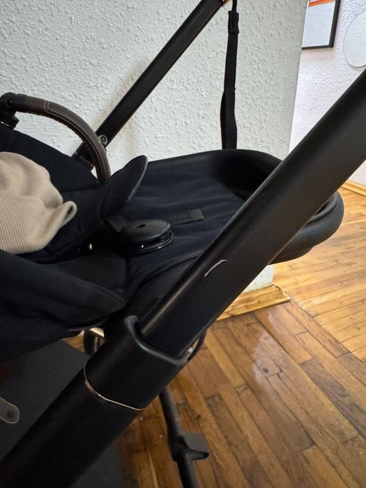 Cybex Priam Rose Gold (Black)