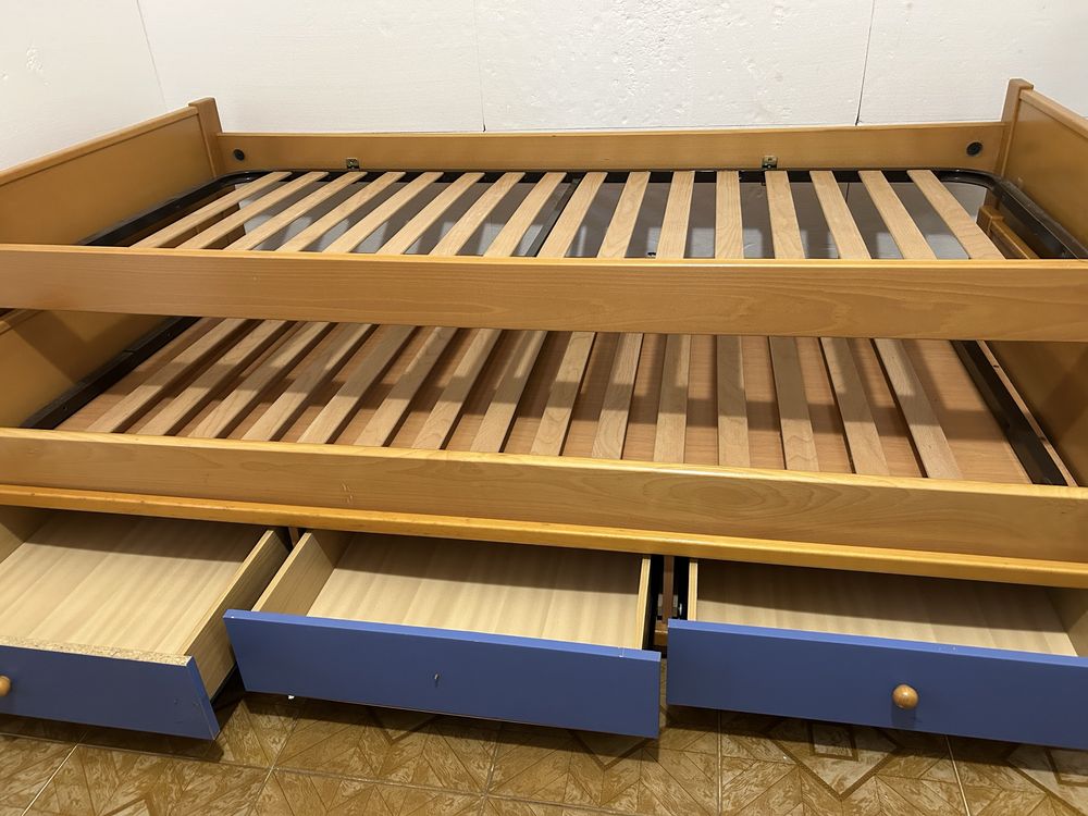 Cama solteiro com auxiliar