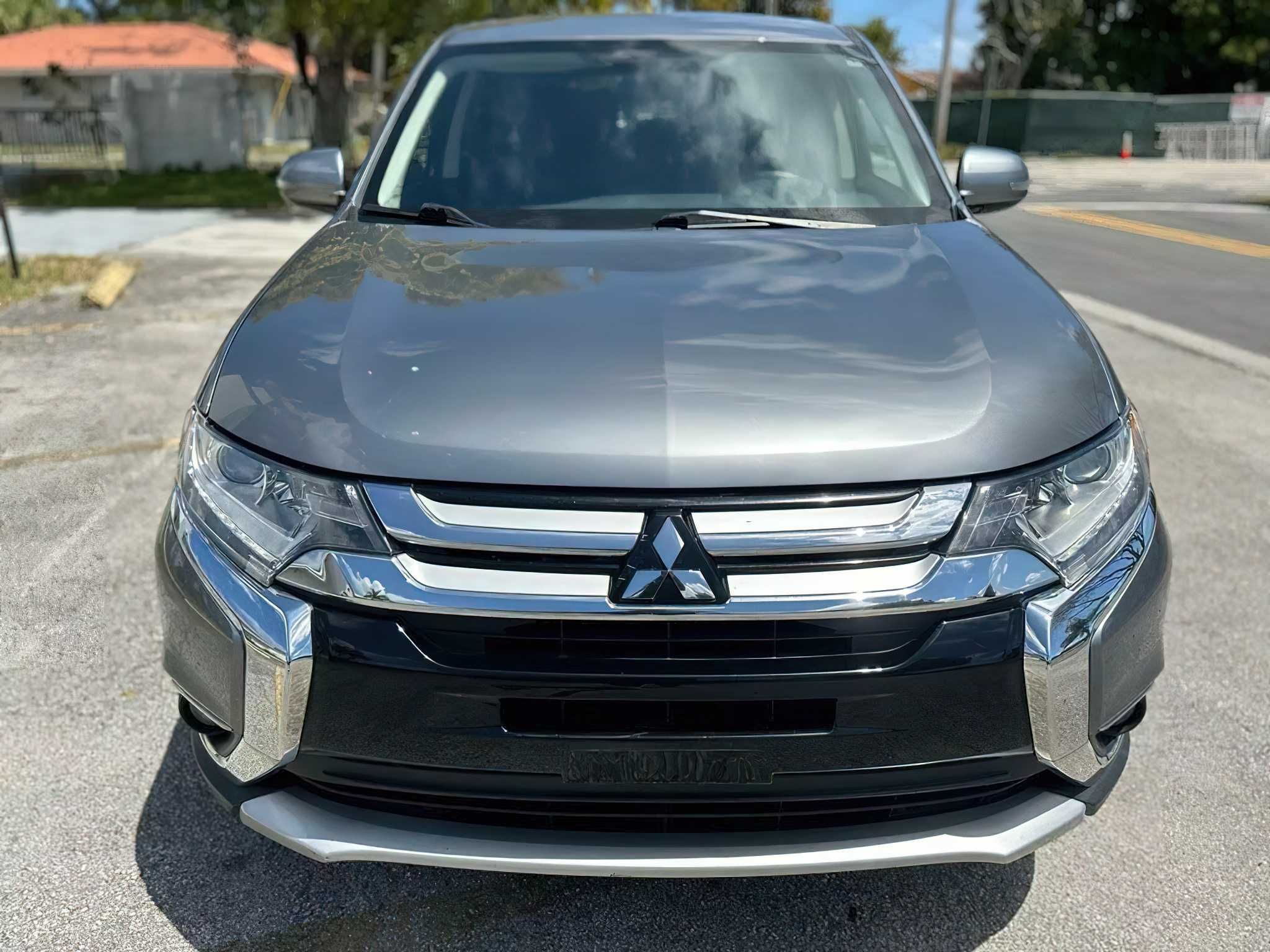 Mitsubishi Outlander 2017 SE 2.4