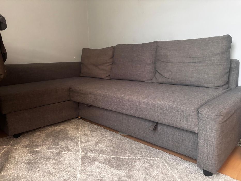 Narożnik rozkładany ikea z pojemnikiem na posciel
