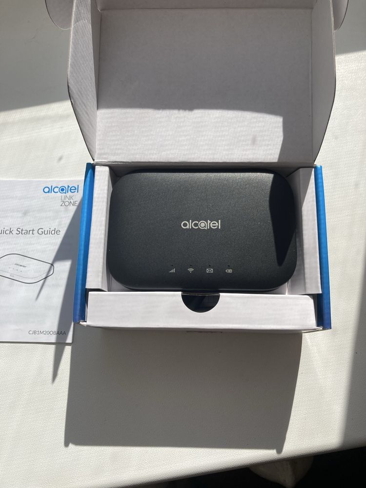 Alcatel MW70VK 4G роутер з WiFi і акумулятором