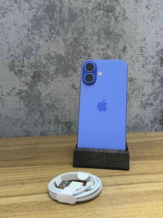 Iphone 16 на 128гб 100%