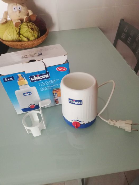 Aquecedor ultra rápido de biberões da marca chicco