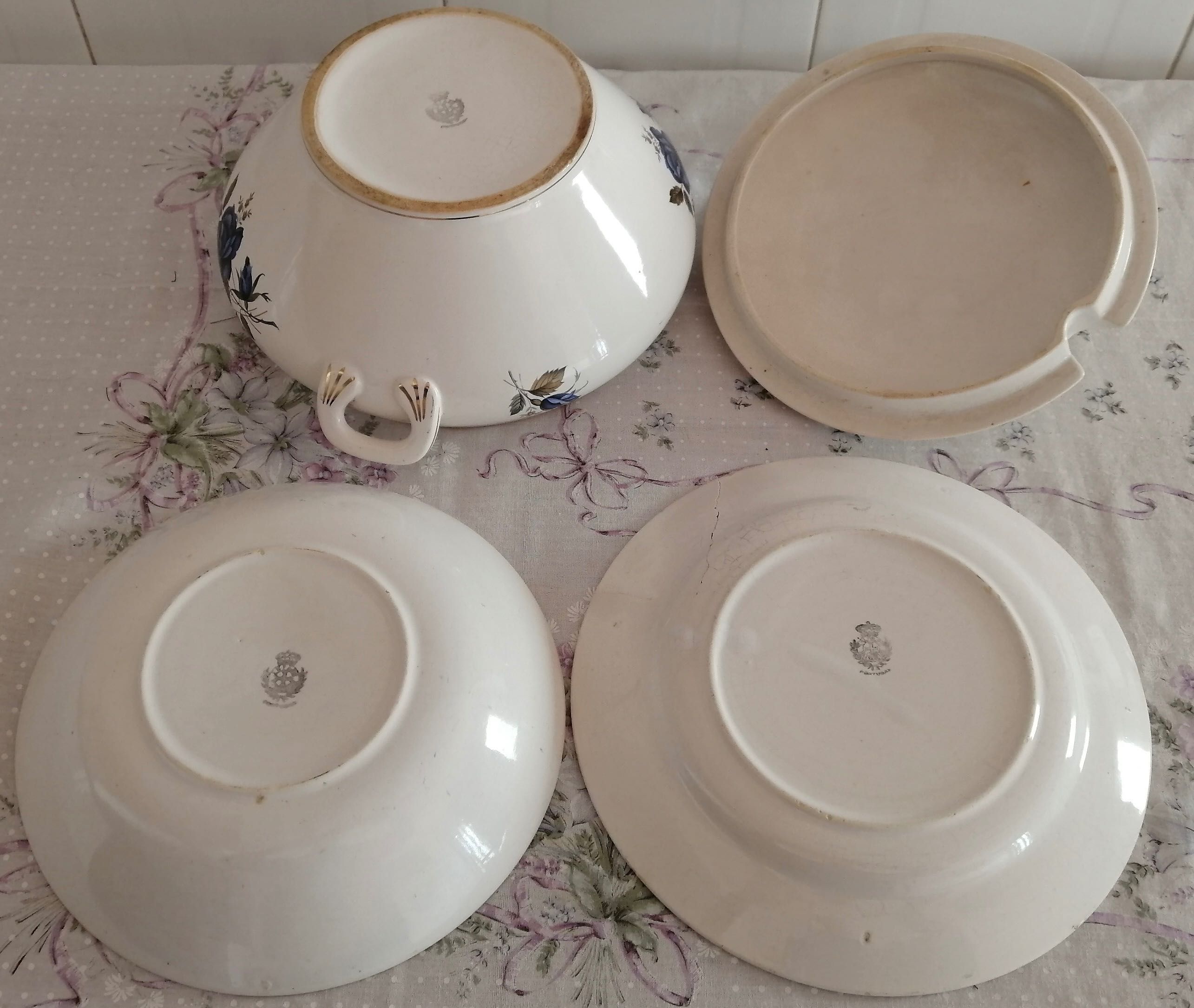 conjunto de loiça de marca