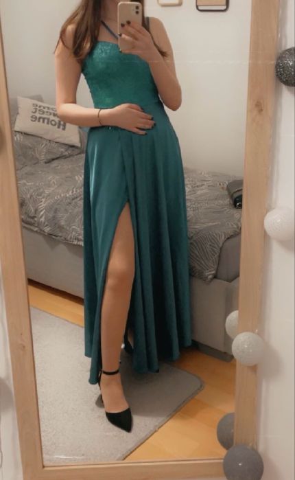 Dluga zielona sukienka wieczorowa