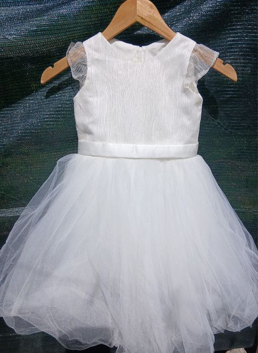 Сукня біла блискуча ,сніжинка з болеро