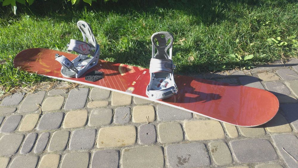 Сноуборд Ride в комплекте с креплениями и ботинками (б/у):