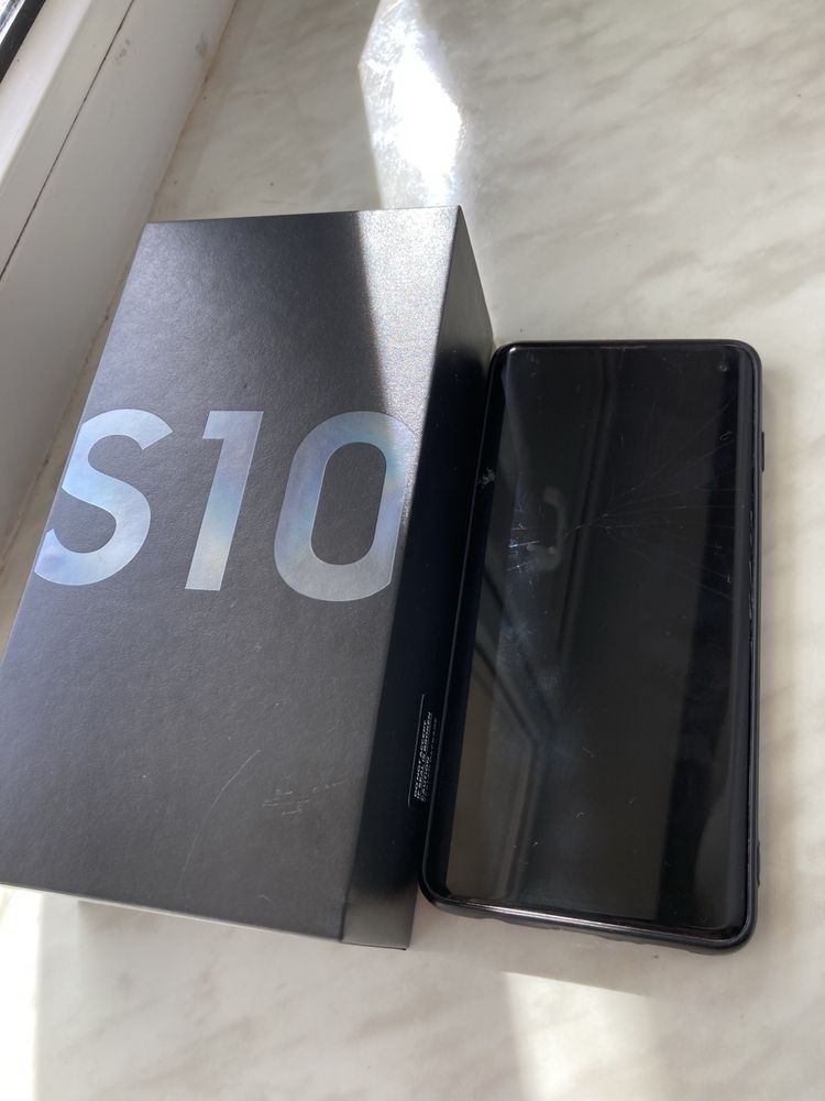 Samsung S10 128gb під відновлення