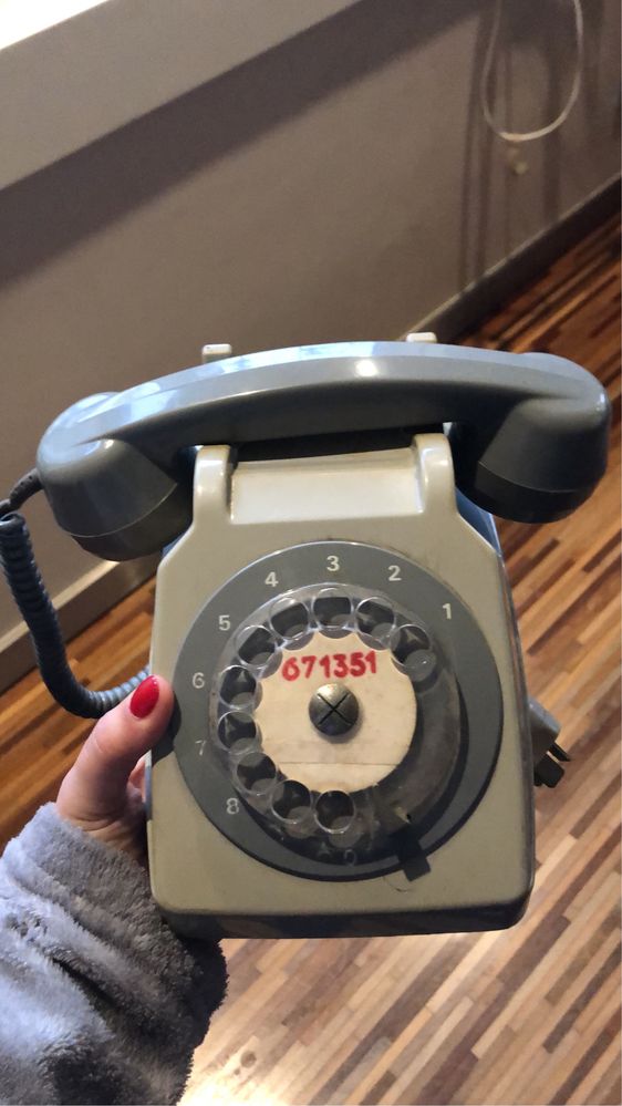 Telefone antigo / retro