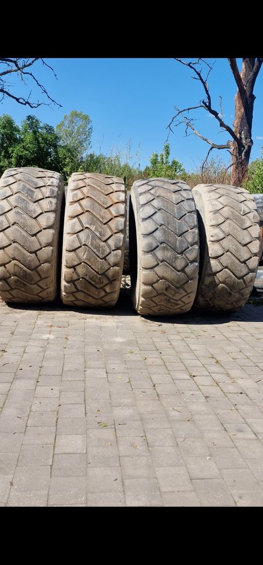 Opona 26,5 r 25 Triangle