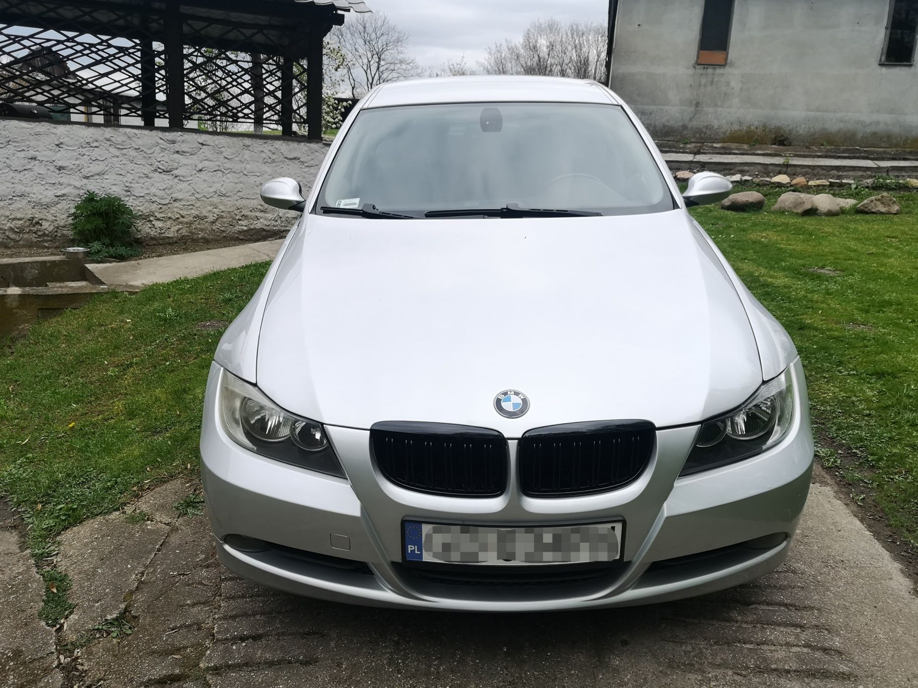 BMW e90 ładna zadbana 18stki kola 240tys przeb. 2007r Możliwa ZAMIANA