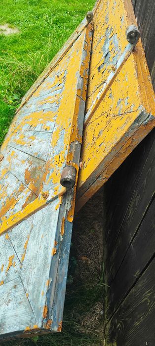 Stare drzwi drewniane 2 sztuki. Ciężkie Gospodarcze