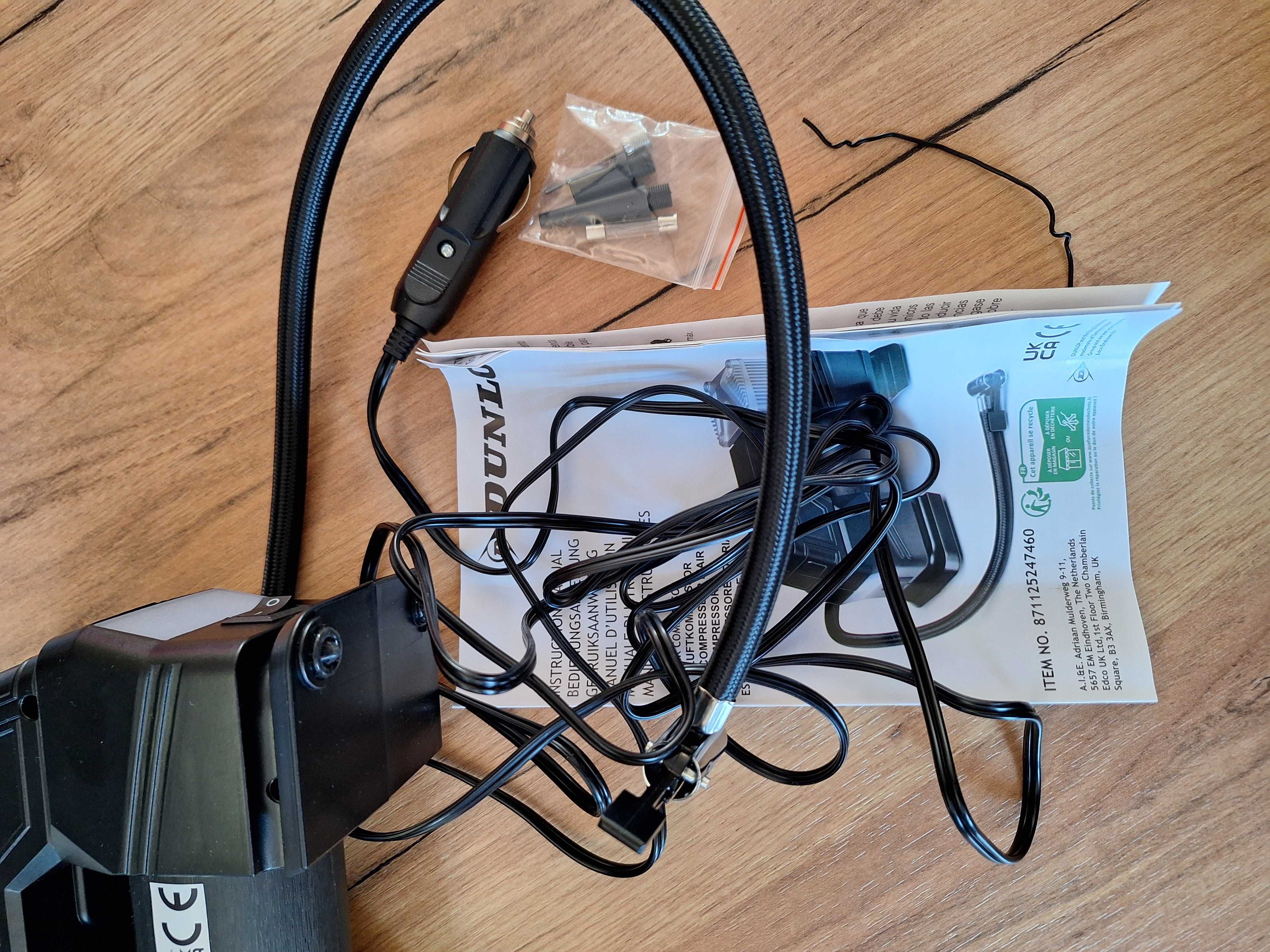 Kompresor samochodowy DUNLOP 12V z elektr. manom. - NOWY na gwarancji.
