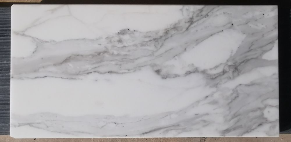 Marmur 15.2x31x1  Płytki marmurowe Calacatta