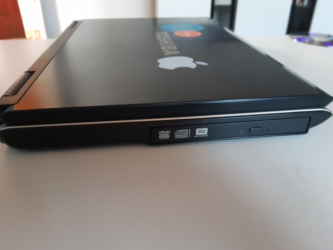 Laptop Toshiba L40-139