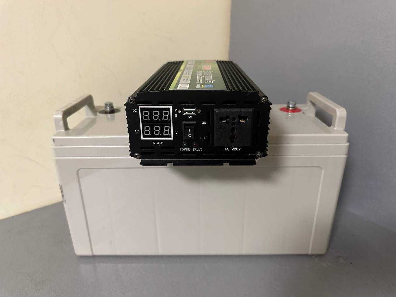 Преобразователь инвертор 12-220v 5000 ватт. Функция плавного запуска