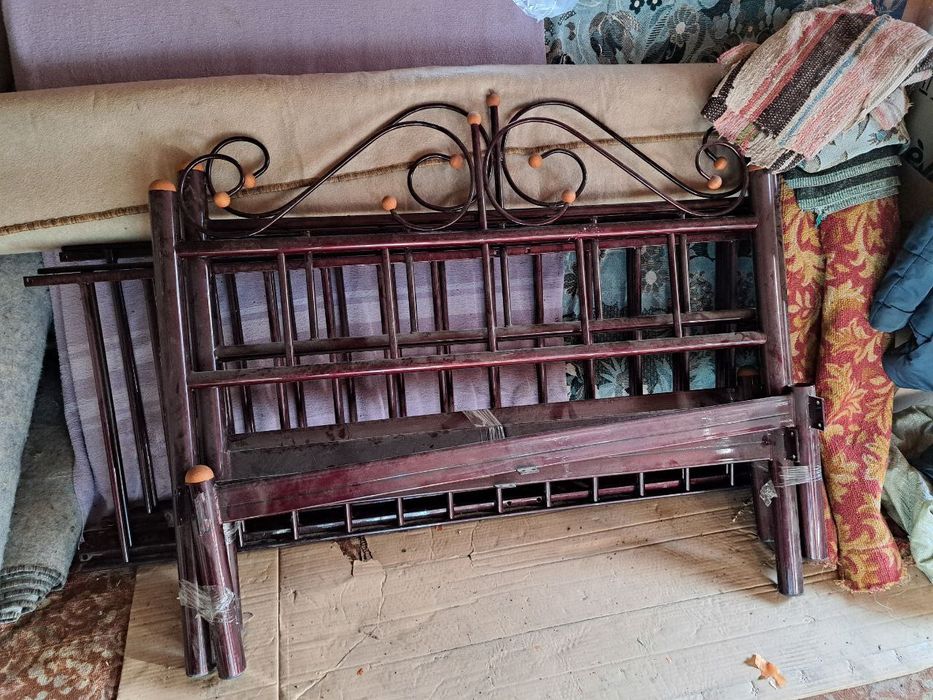 Ліжко металеве 2 штуки