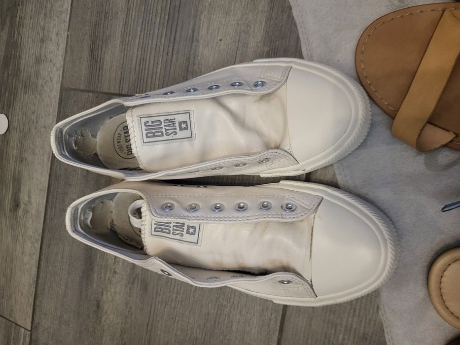 Sprzedam buty tanio!