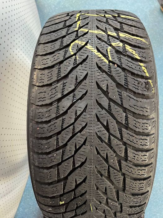 Шини Nokian Hakkapeliitta R3 SUV 265/50 R19