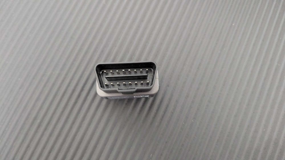 OBD2 сканер діагностики авто iOS / Android автодіагностика