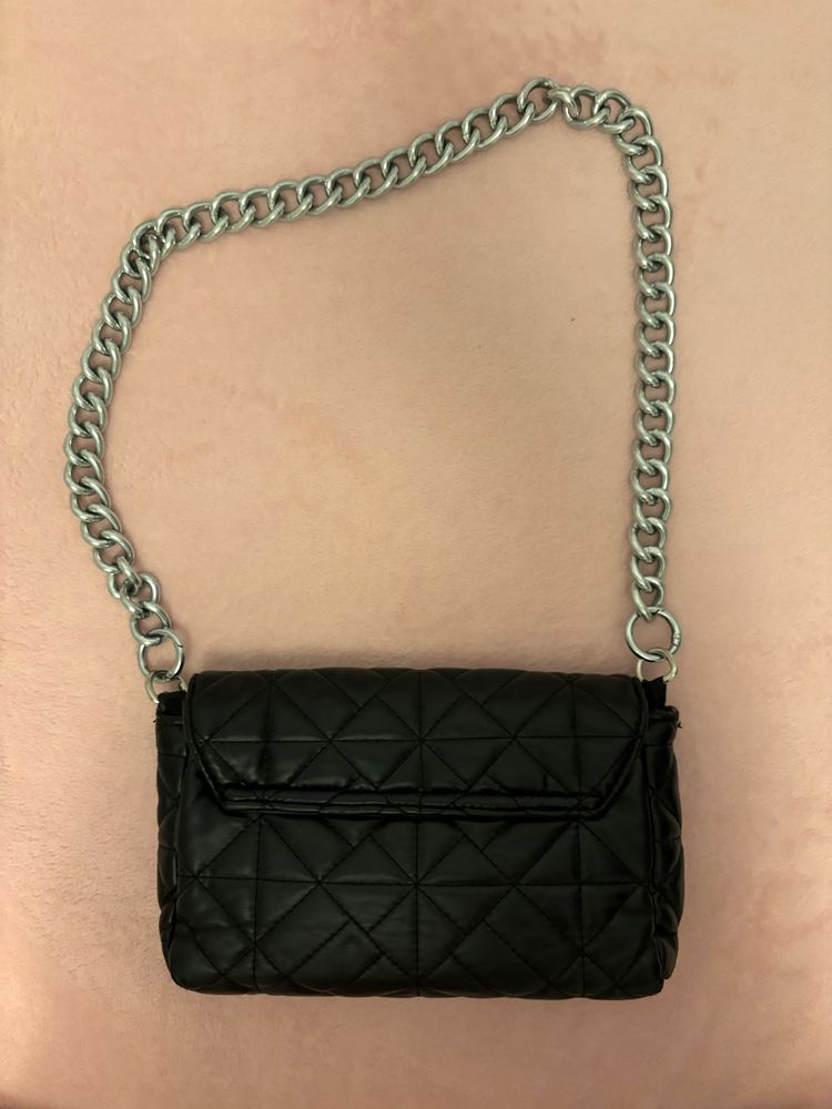 bolsa de ombro preta