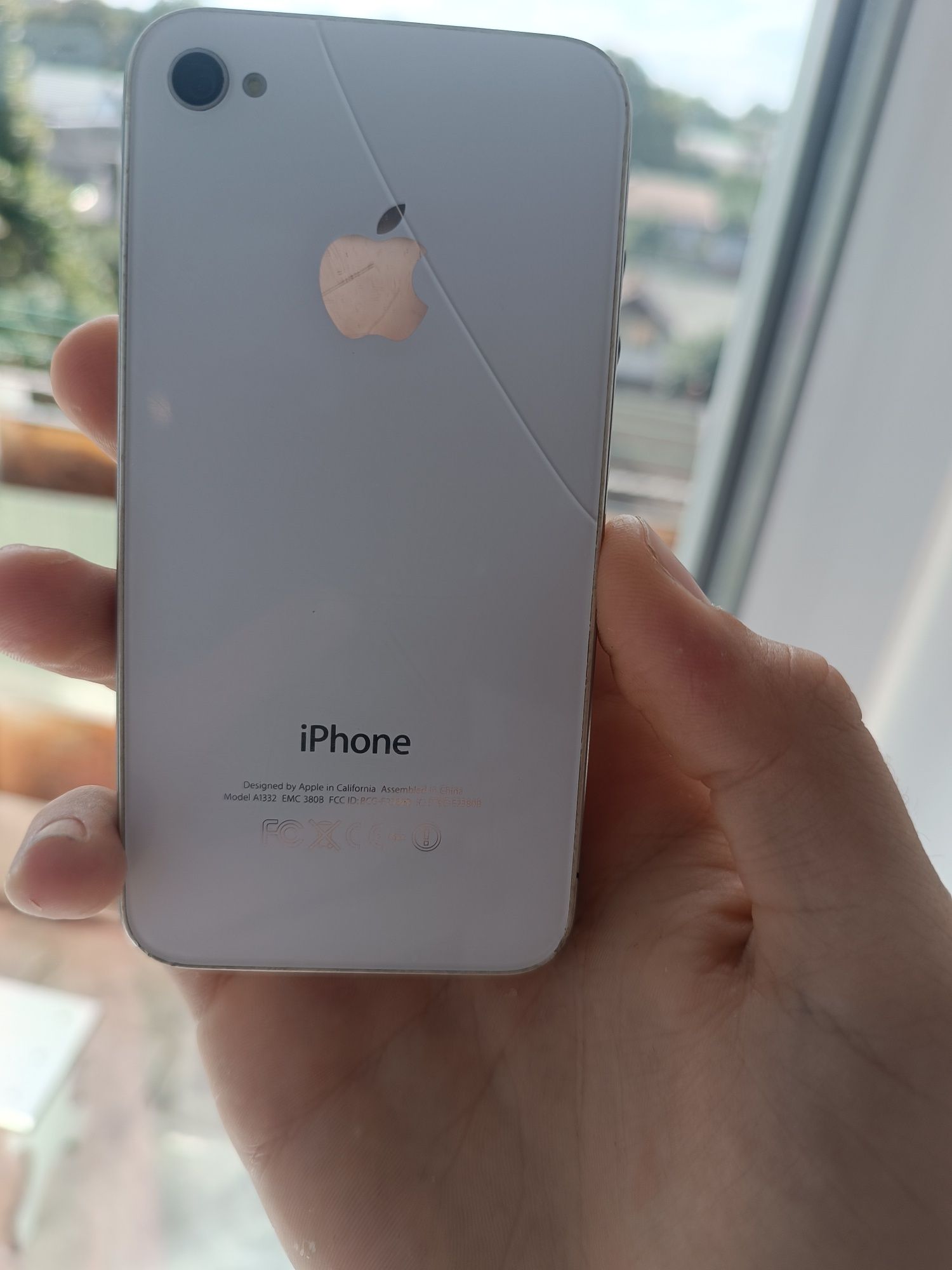IPhone 4S на запчастини