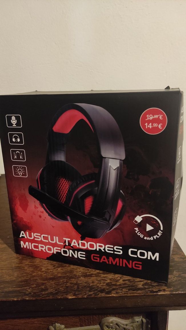 Auscultadores com microfone gaming