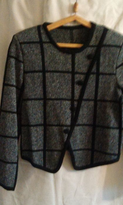 Костюм шерсть новый