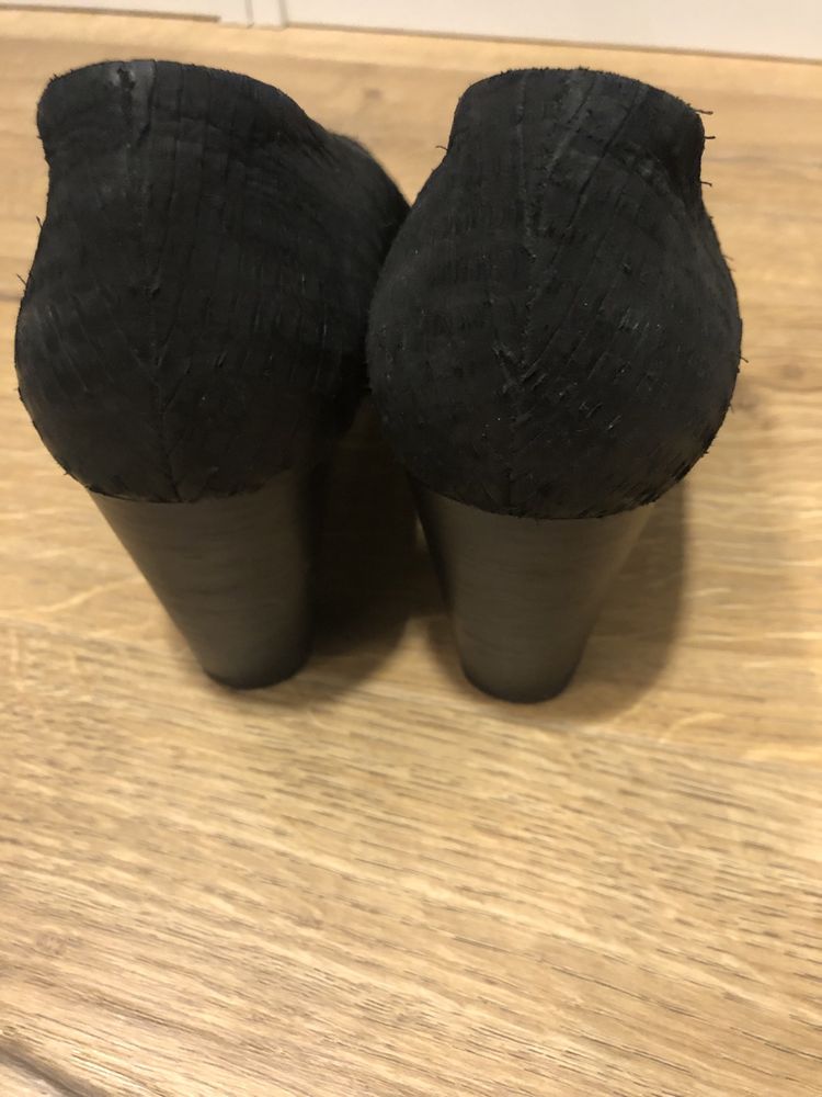 Buty Marco Tozzi na obcasie