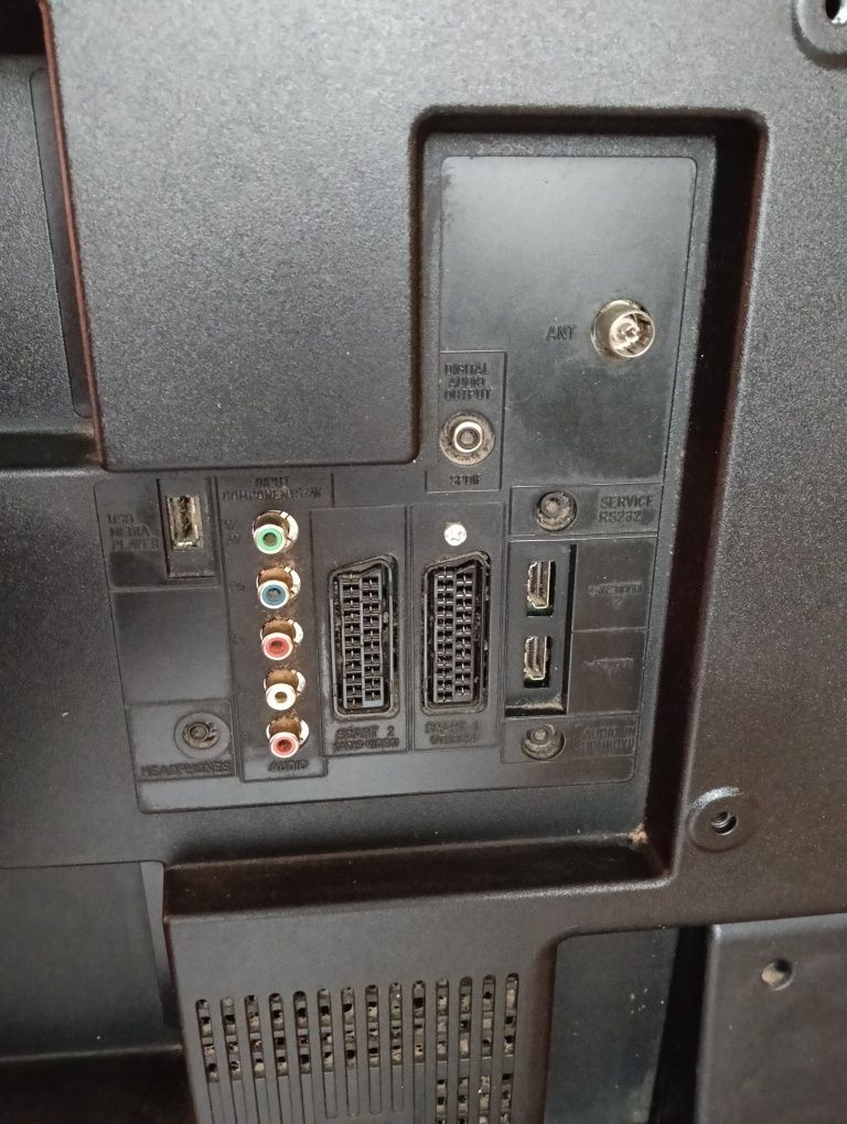 Telewizor Sharp LCD aquos