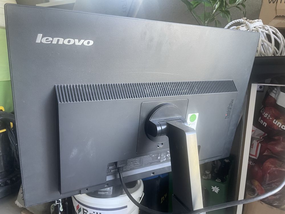 Monitor Lenovo ThinkVision